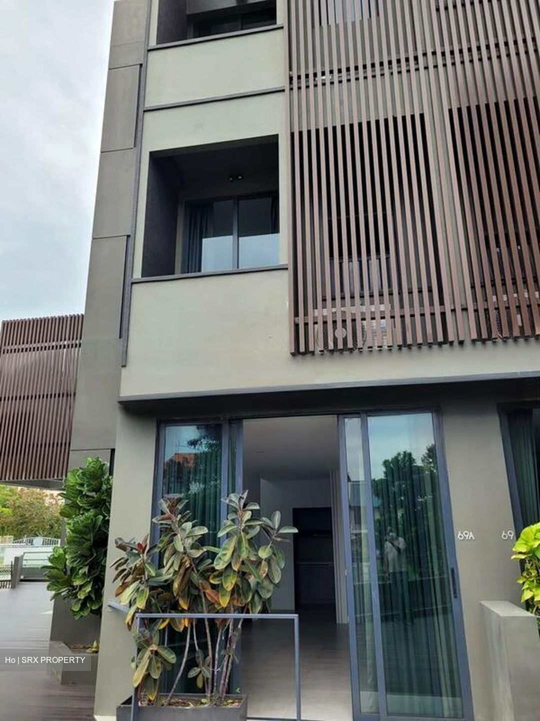 Senyum Residences (D14), Terrace #475820541